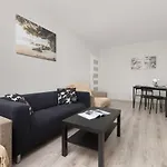 Cosy Apartment With Balcony In Gdansk By Noclegi Renters